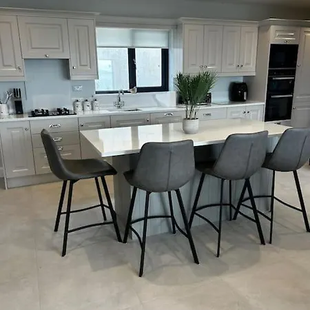 Kells Ocean View Luxury Retreat