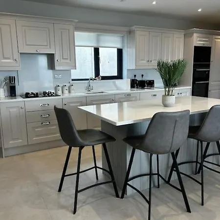 Hébergement de vacances Kells Ocean View Luxury Retreat Kilkeehagh