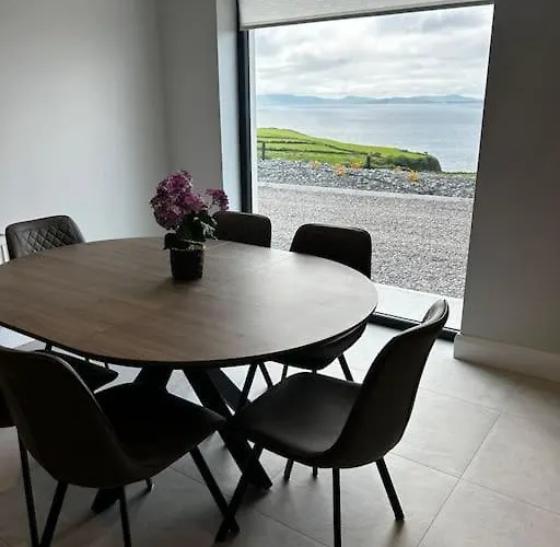 Kells Ocean View Luxury Retreat Kilkeehagh