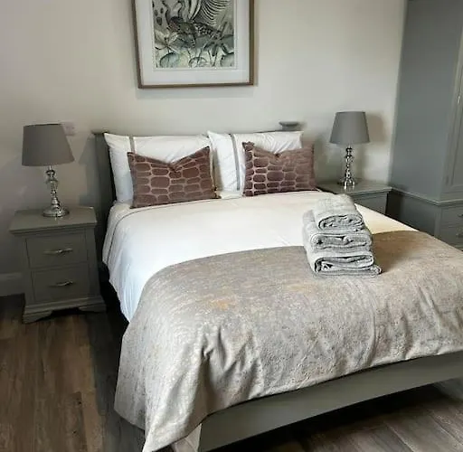 Feriehus Kells Ocean View Luxury Retreat *